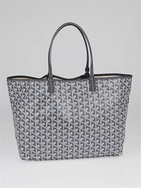 yoogi's closet Goyard